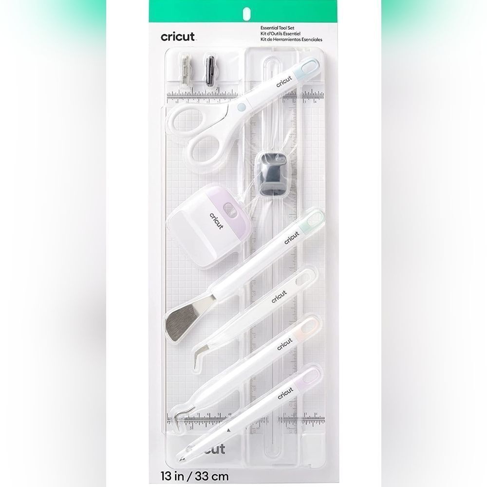 Brand new Cricut trimmer and tool set